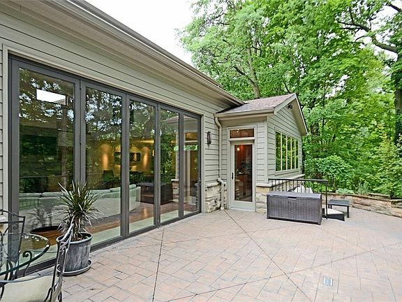 5th image of 3258 Fairhill Dr