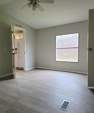 4th image of 5268 John Wilson Dr