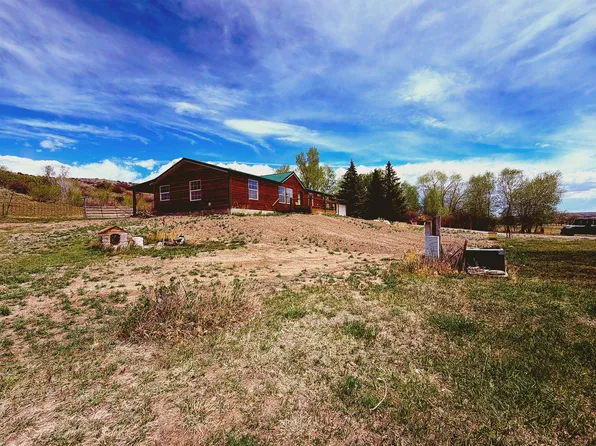 66 Riverbottom Rd, Kinnear, WY 82516