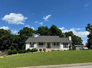 7163 Flagridge Dr, Ooltewah, TN 37363