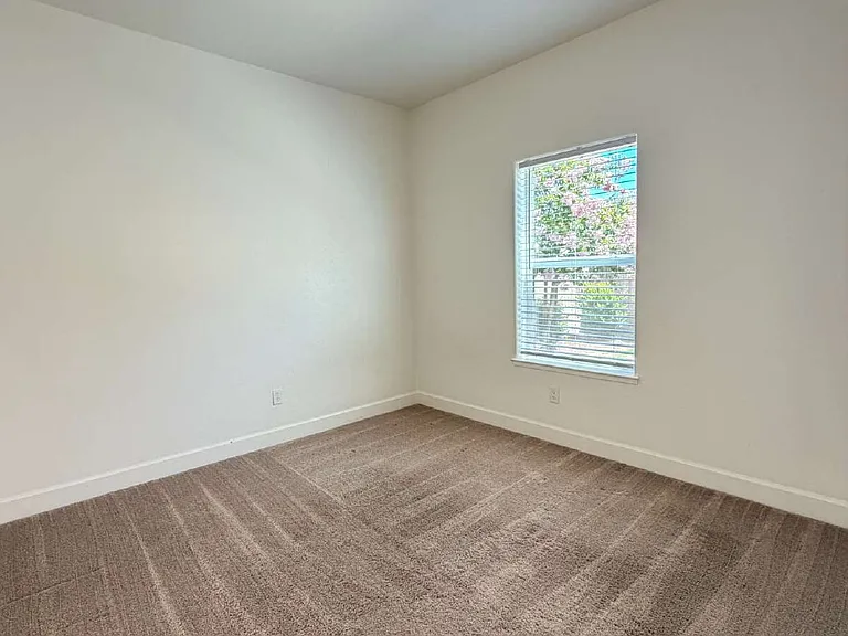 5062 Palisade Ave — Photo 17