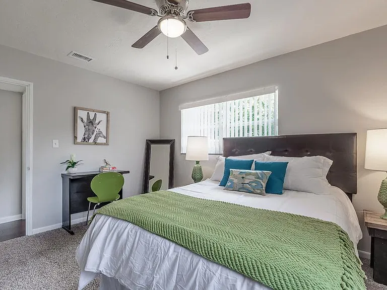 10803 N Murray St — Photo 3