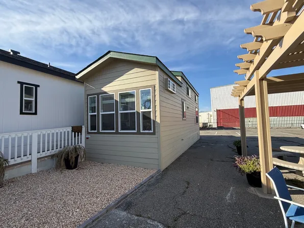 1475 N State St #80, Hemet, CA 92543