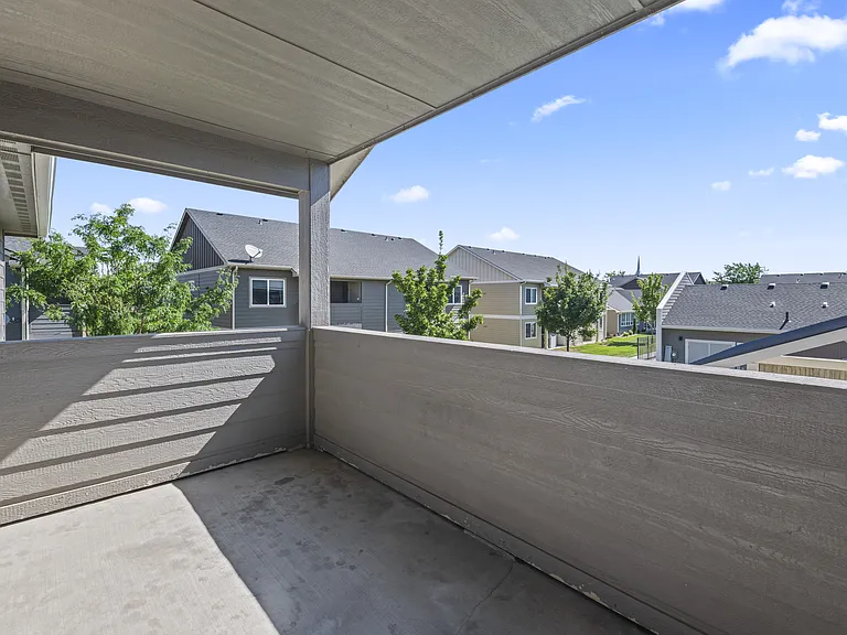 Ridgecrest Commons — Photo 37