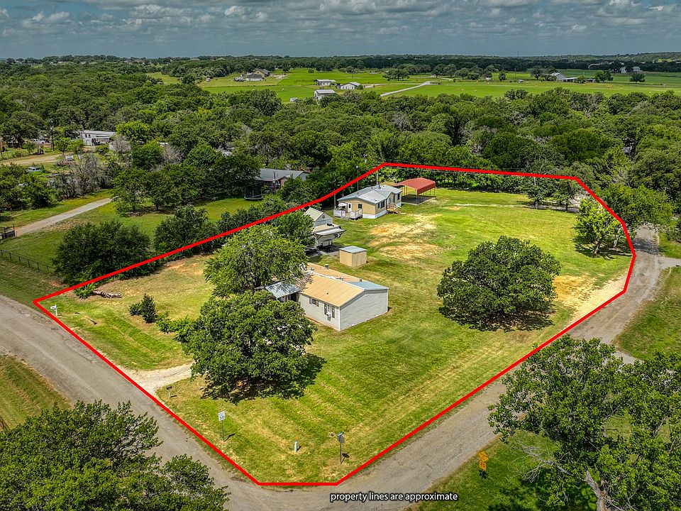 1st image of 221 Briar Oaks Dr