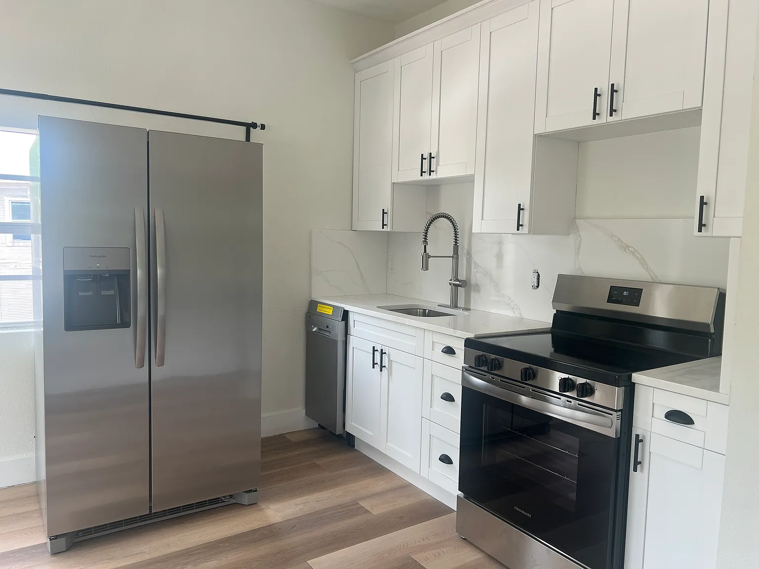 Studio, 350 sqft, $1,495 — Photo 2