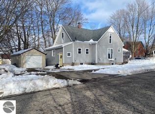 901 Ernst St, Cadillac, MI 49601