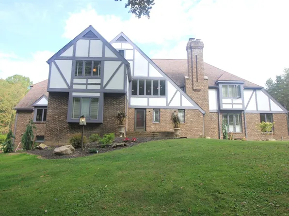 102 Mehard Ave, Greenville, PA 16125