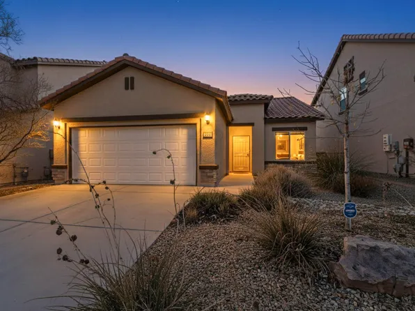 6008 Jagged Peak Rd NW, Albuquerque, NM 87114