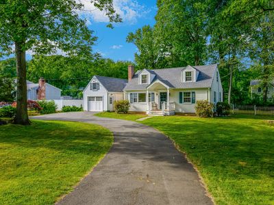 248 Tokeneke Rd, Darien, CT, 06820
