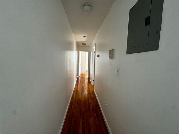 4th image of 920 Dean Ave APT 1
