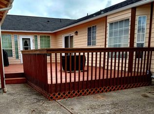 1406 E Mason Ave #A-B, Buckley, WA 98321