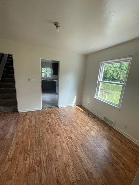 4 bed, $2,000 — Photo 4