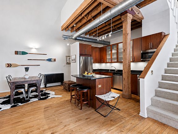 2nd image of 3201 N Seminary Ave APT 207