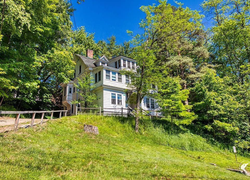 64 Shepard Ave, Saranac Lake, NY 12983 MLS 179169 Zillow