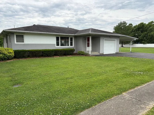 204 Orchard Dr, Newton, IL 62448