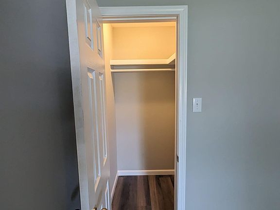 5th image of 205 River Oaks Dr APT D