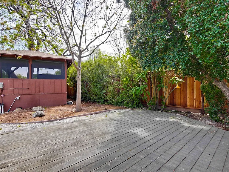 160 Kit Carson Ct — Photo 66