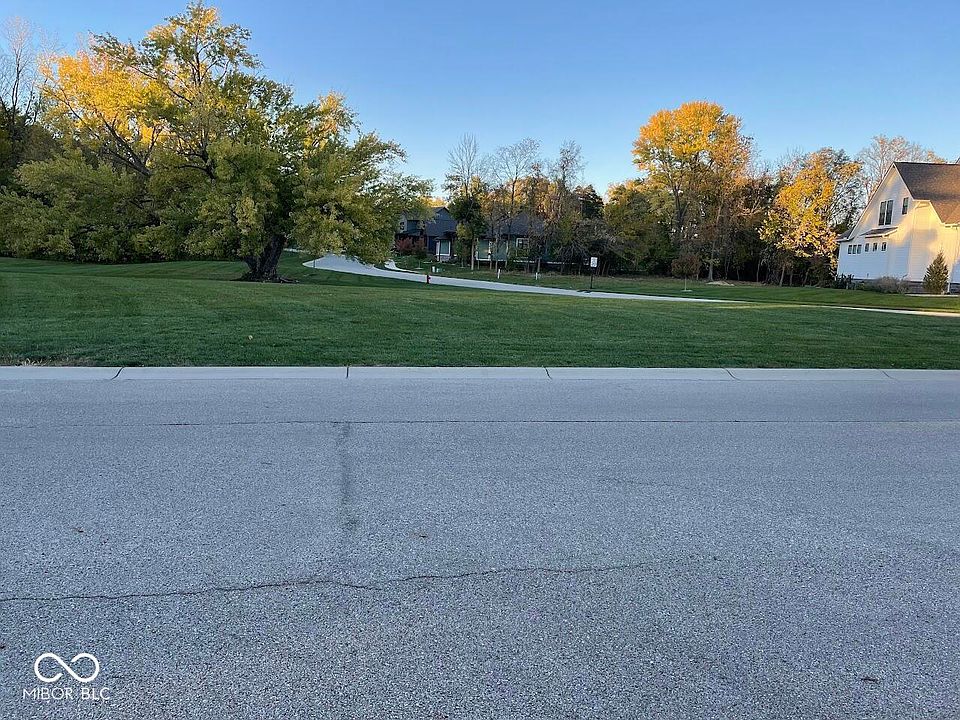 2nd image of 15276 Maple Ridge Dr