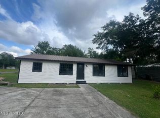 4324 Earl Blvd, Moss Point, MS 39563