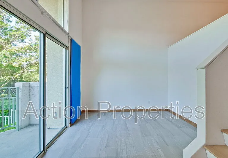 158 Holly Ct — Photo 9