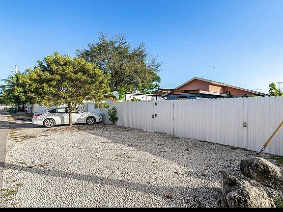 4th image of 3015 NW 132nd Ter #3