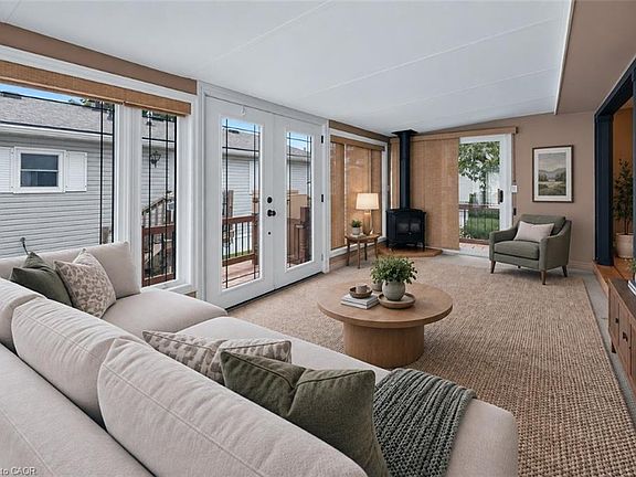 2nd image of 3033 Townline Rd #294