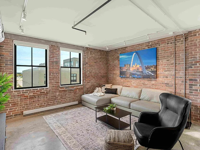 Harbach Lofts — Photo 55