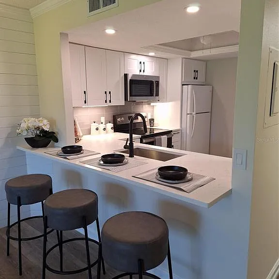 3700 Beneva Rd #0 — Photo 3