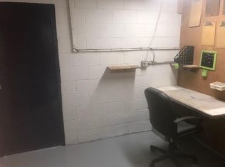 2541 Greys Point Rd STE B, Topping, VA 23169