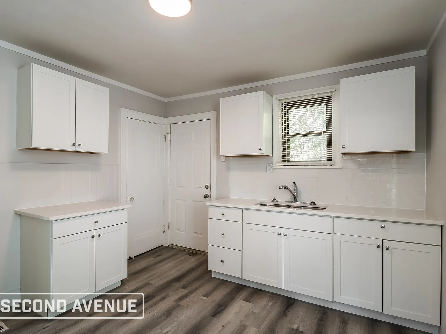 3 bed, 1.5 bath, 1066 sqft, $1,295 — Photo 3