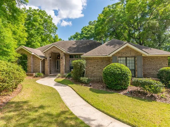 8979 SW 44th Ln, Gainesville, FL 32608