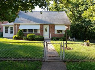 75 Larchwood St, West Springfield, MA 01089