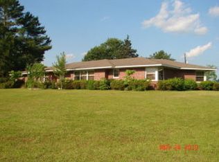 447 E Highland St, Dadeville, AL 36853