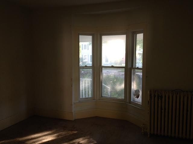 2nd image of 2706 Cedar Ave S