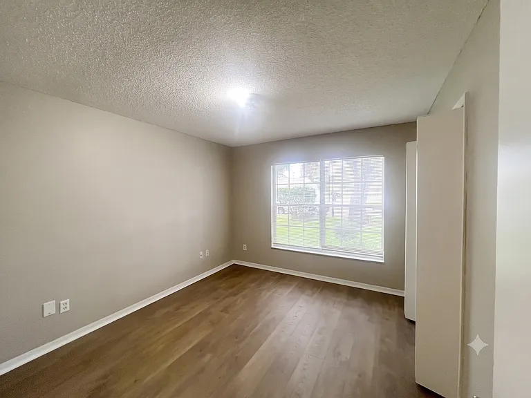 120 N Cervidae Dr — Photo 13