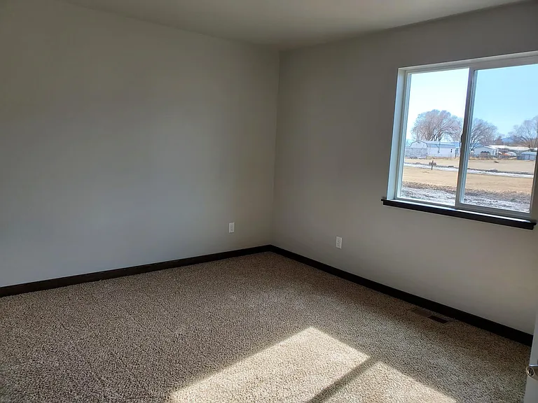 1372 Destiny Ln — Photo 10
