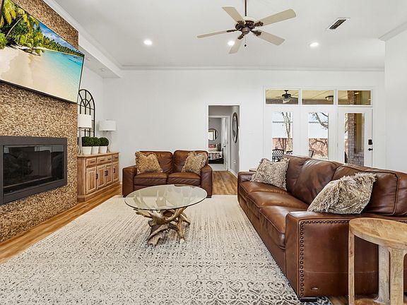 4th image of 7204 78th St