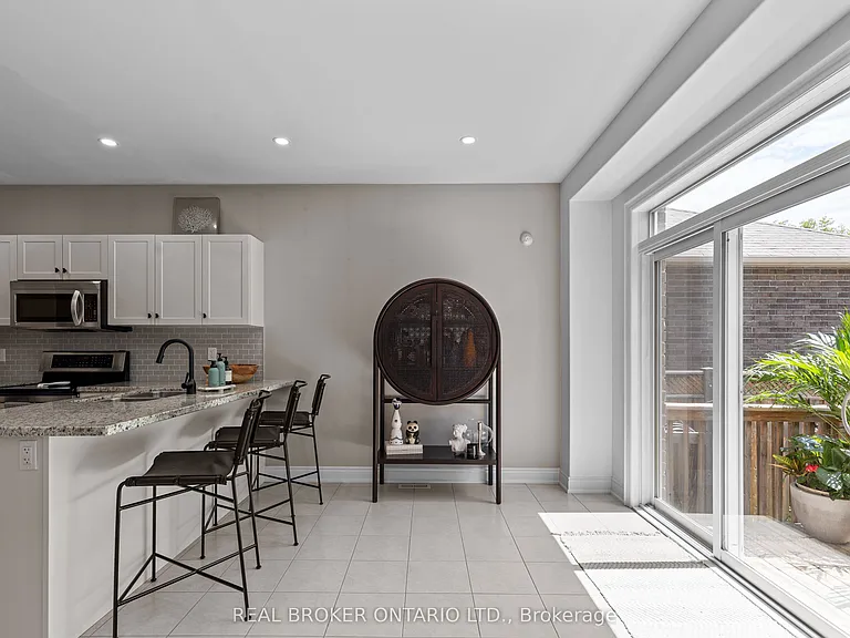 3047 Stone Ridge Blvd — Photo 12