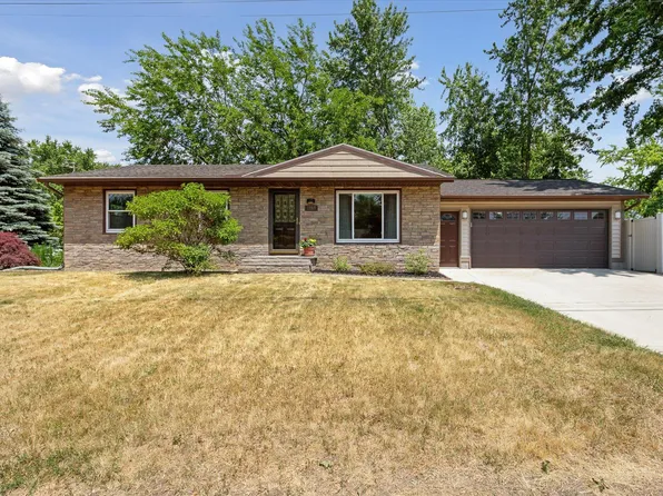 1905 Eldon St NE, Grand Rapids, MI 49525