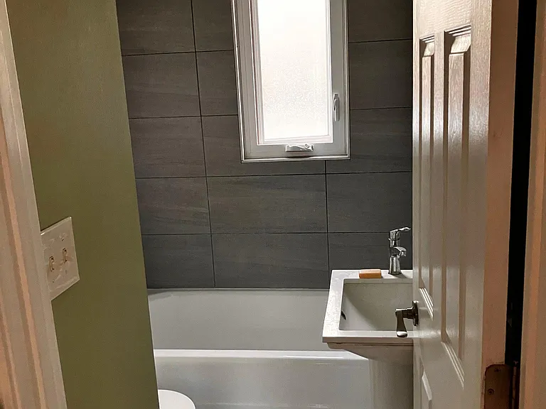 1722 Grey Ave — Photo 4