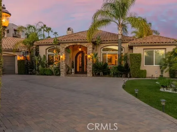 22928 San Joaquin Dr E, Canyon Lake, CA 92587