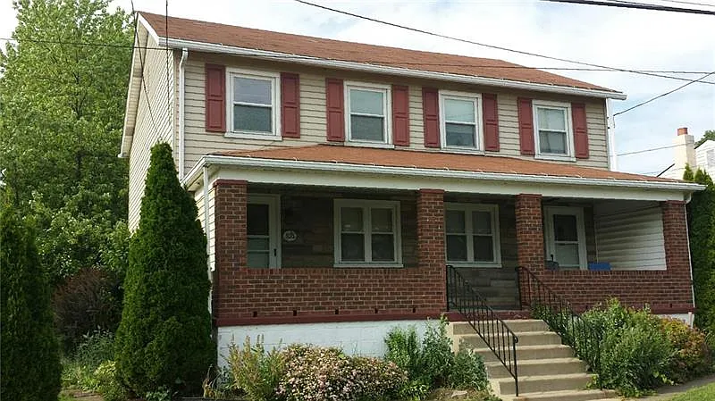 305-307 First St photo 1