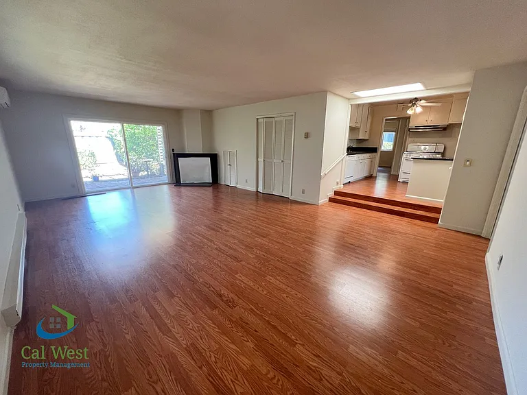 467 Novato Ave — Photo 6