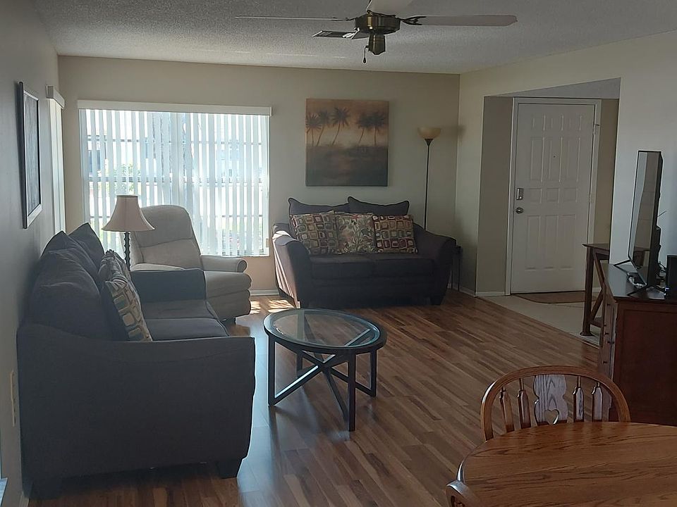 1st image of 3993 Staysail Ln #401