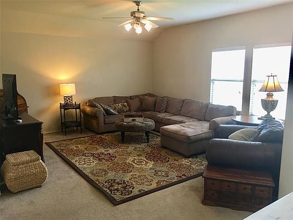2nd image of 5309 Beacon Ln