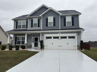 3245 Hunting Lodge Rd, Fayetteville, NC 28306