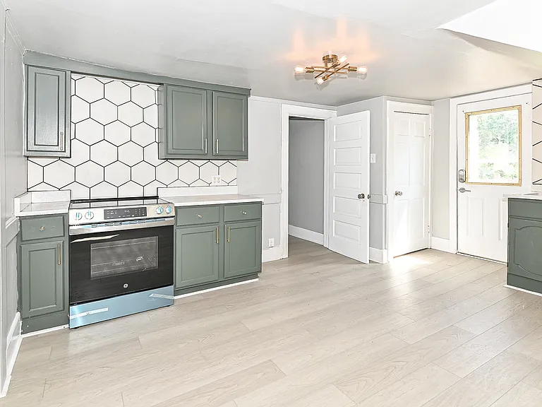 8761 W Adler St #2 — Photo 3