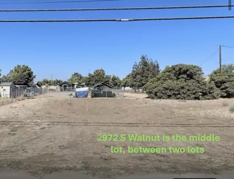 2nd image of 2972 S Walnut Ave