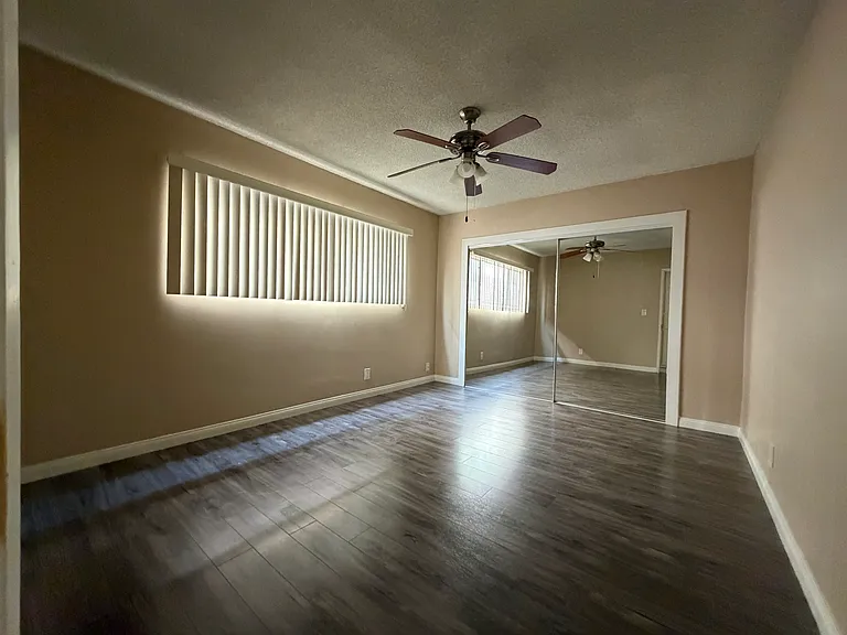 4425 Ocean View Blvd #7 — Photo 14